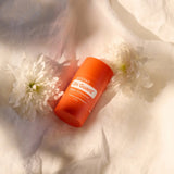 dōTERRA On Guard™ Stick + Echinacea mit weißen Blumen – Wohlbefinden